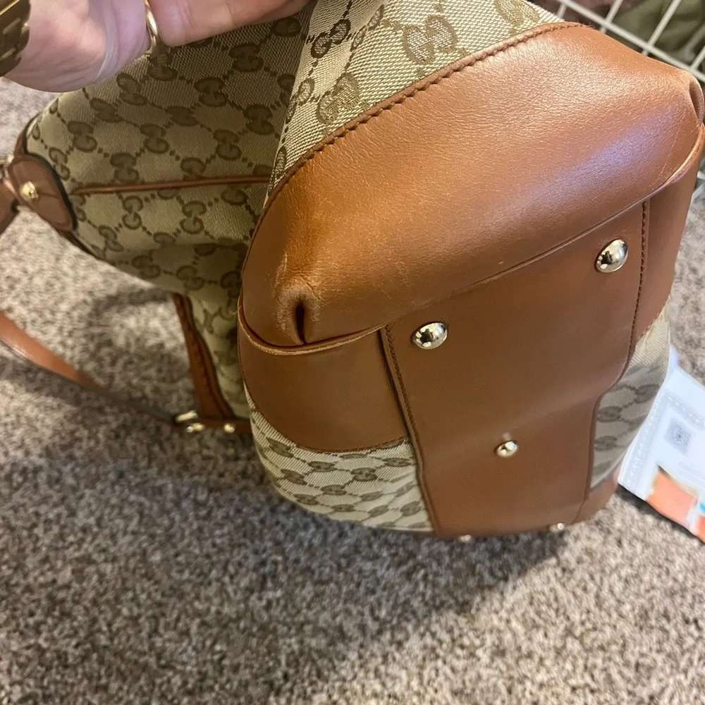 Gucci Beige and Brown Shoulder Bag - Picture 8 of 14